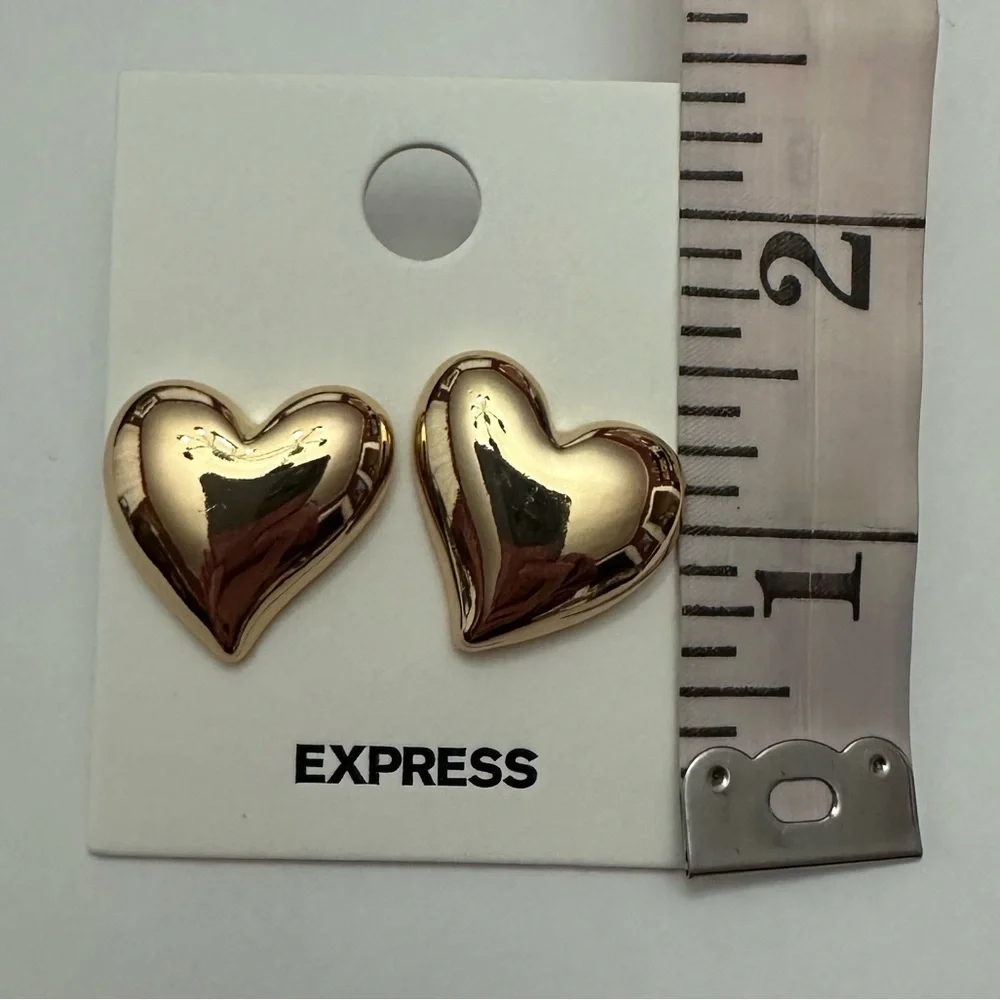 Express Heart Statement Stud Earrings in Shiny Gold - Picture 8 of 15